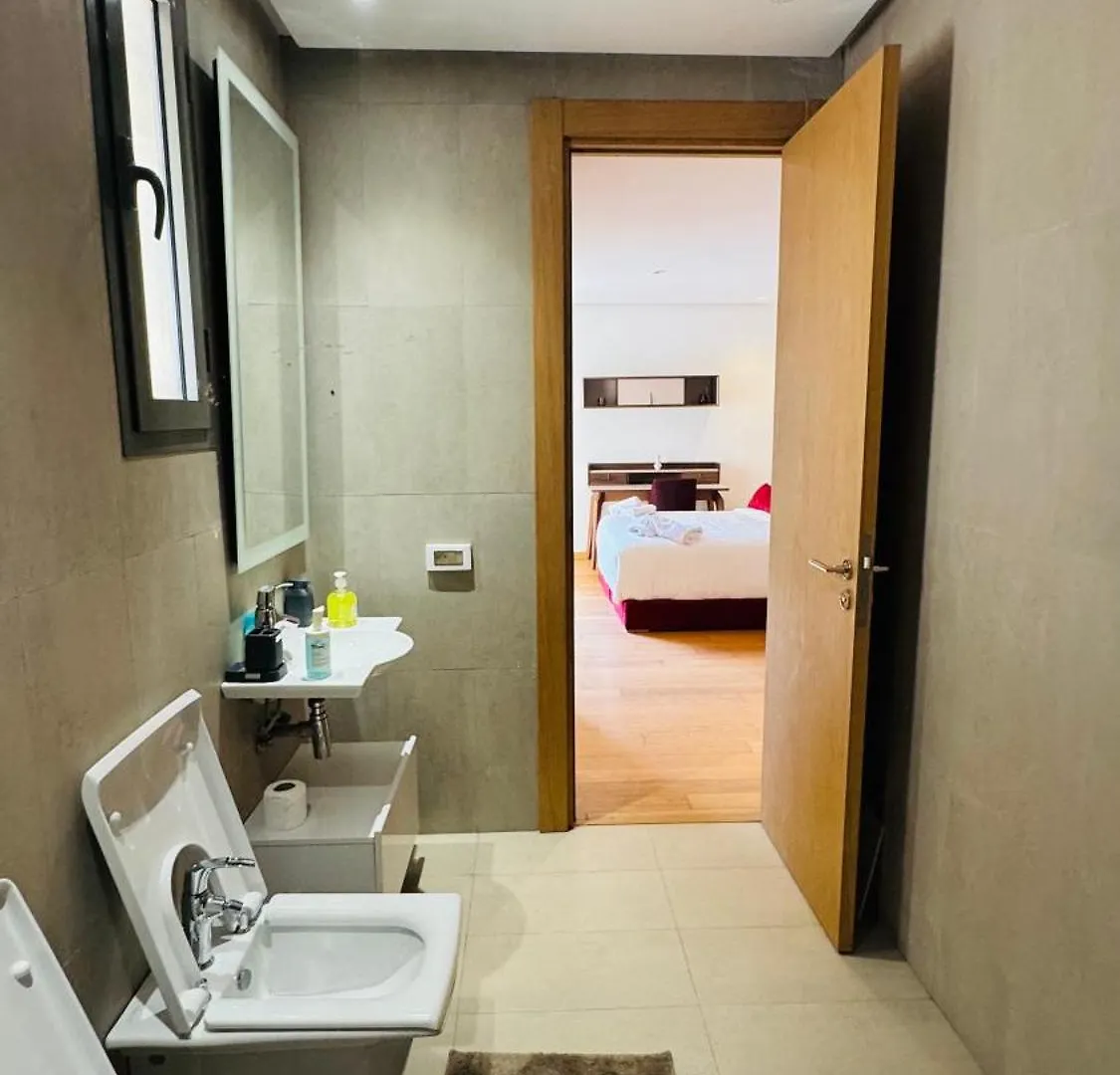 Duplex De Luxe Avec Jardin Au Coeur De La Marina Apartment Casablanca Morocco