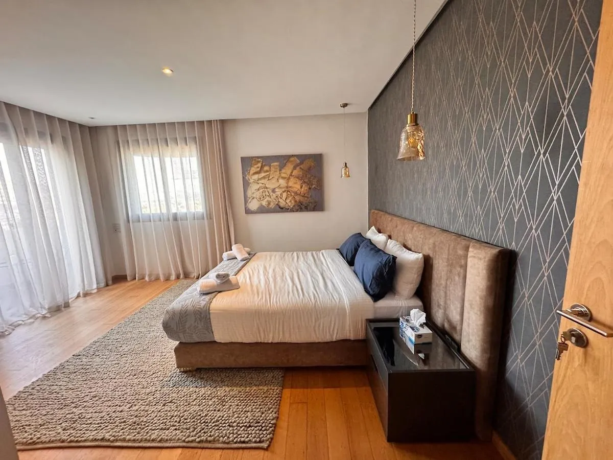 Duplex De Luxe Avec Jardin Au Coeur De La Marina Apartment Casablanca