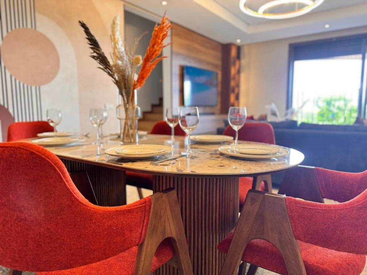 Duplex De Luxe Avec Jardin Au Coeur De La Marina Apartment Casablanca